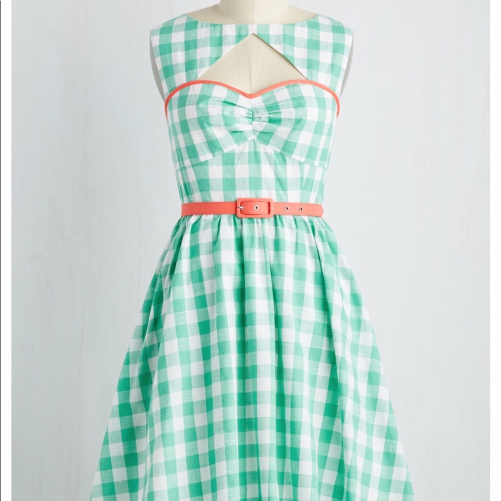 LAST CHANCE - ModCloth Gingham Cutout Dress